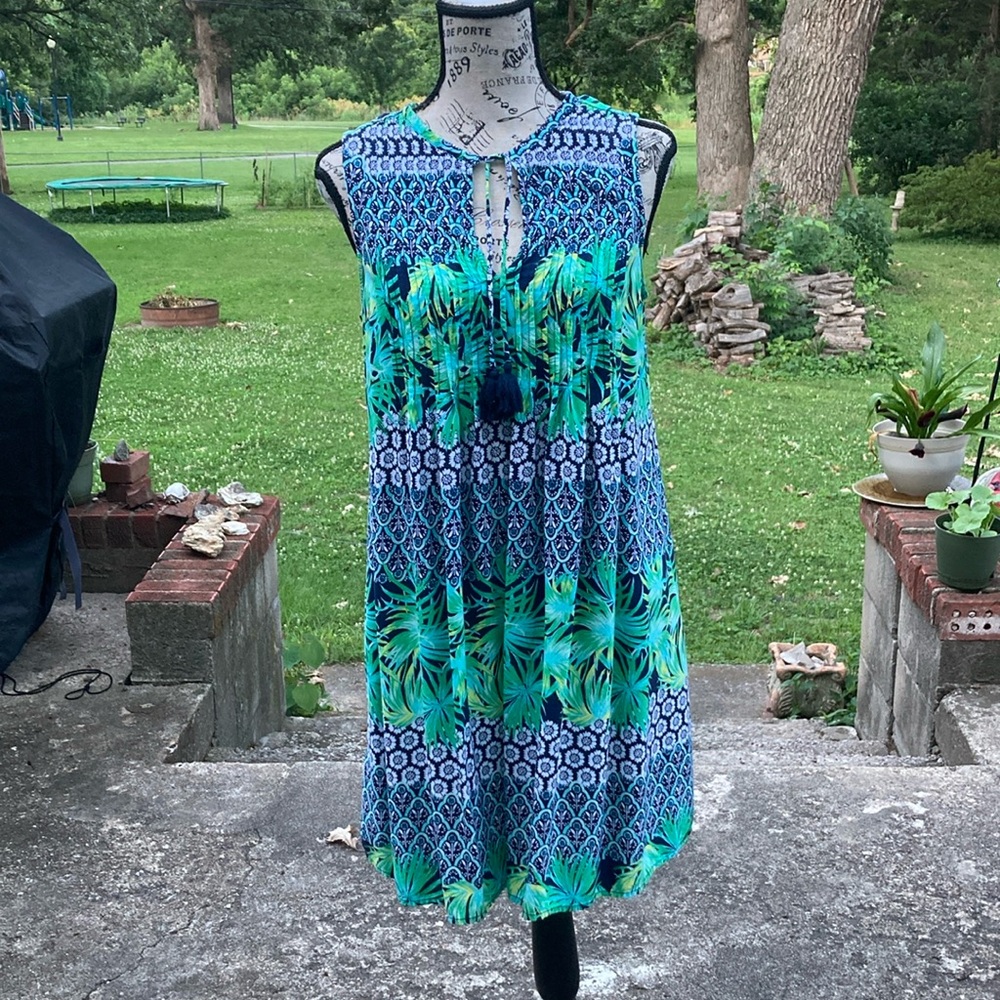 Old Navy Tropical Print Swing Dress Sleeveless Medium green/ blue Lightweight